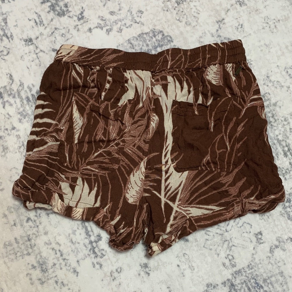 O’Neill Brown Leaf Print Women's Shorts XS - Picture 3 of 5